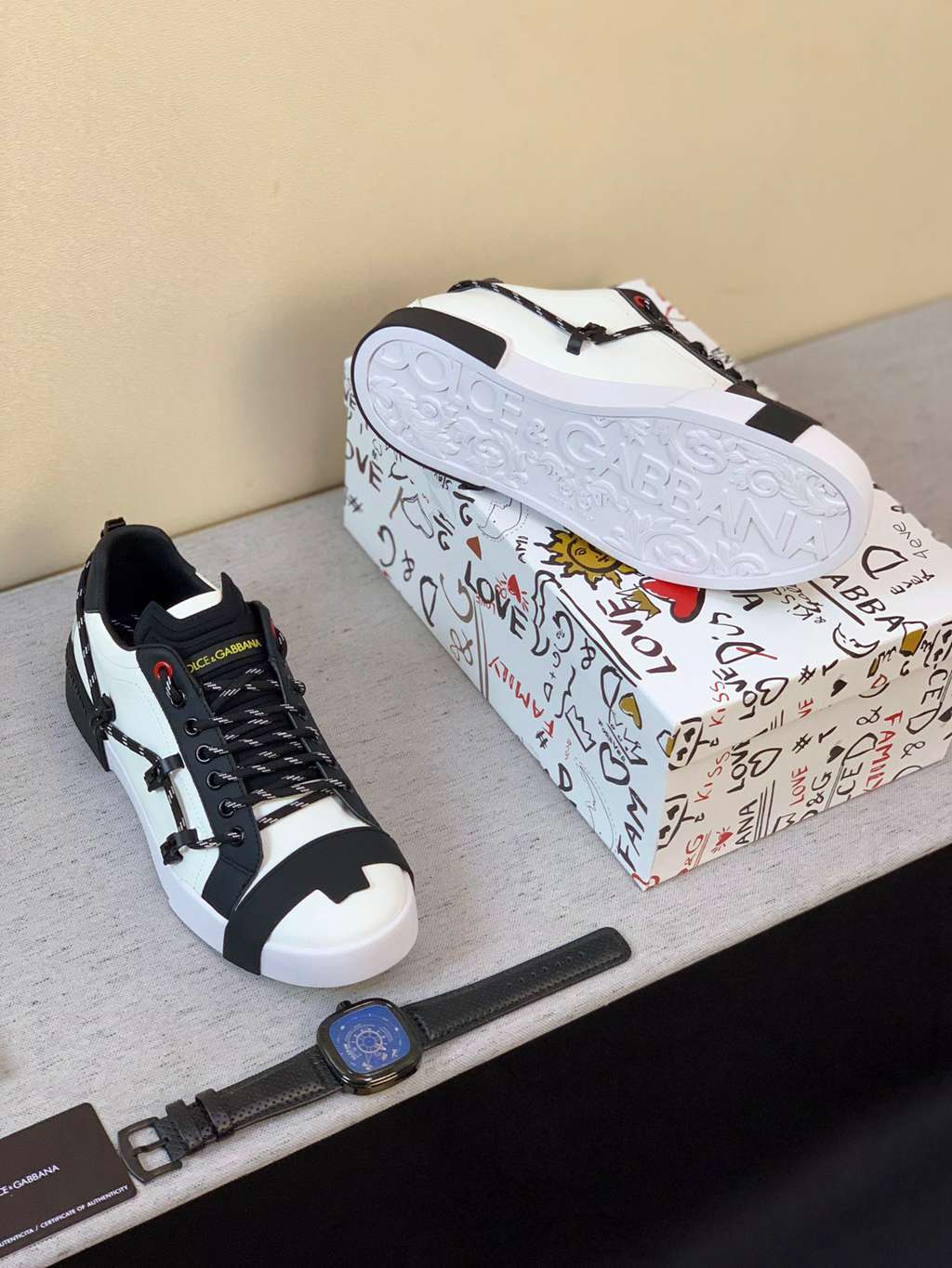 D*G sneaker